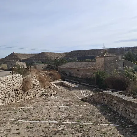 Antiguo Molino De Aceite De Feriehus *